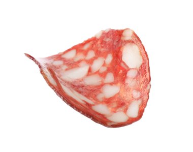 Beyaz arka planda taze lezzetli sosis kesin