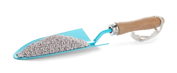 Shovel with chemical fertilizer isolated on white. Gardening time — Stock Photo, Image