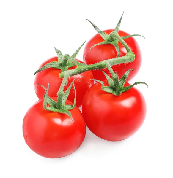Větvička čerstvých cherry rajčat izolovaných na bílém — Stock fotografie