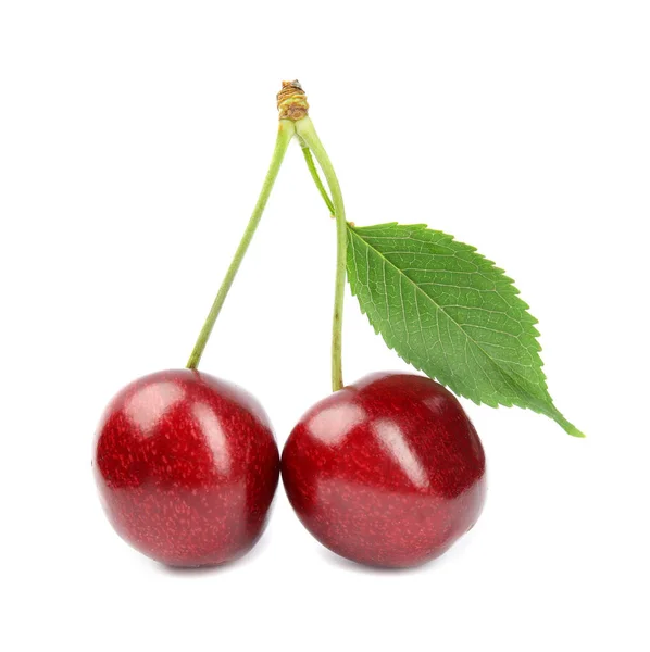 Deliciosas cerezas dulces maduras sobre fondo blanco — Foto de Stock