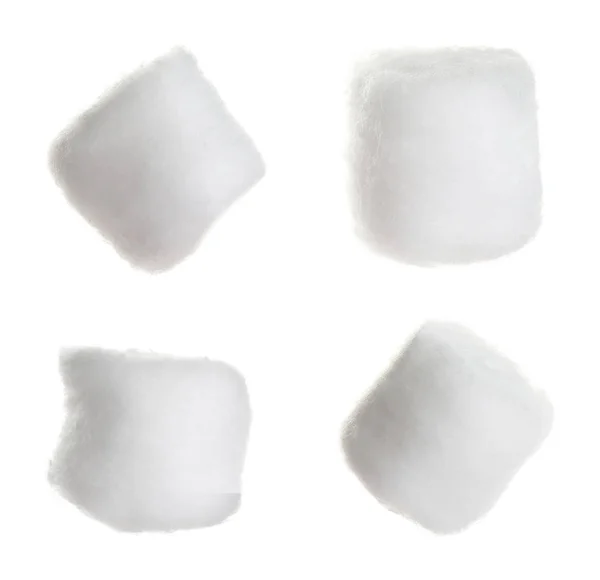 白い背景に柔らかい綿のボールのセット — ストック写真