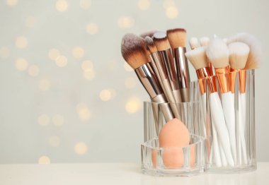 Masada güzellik aksesuarları ile Organizatör. Metin için alan