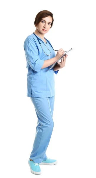 Retrato de comprimento total de médico experiente em uniforme sobre fundo branco. Serviço médico — Fotografia de Stock