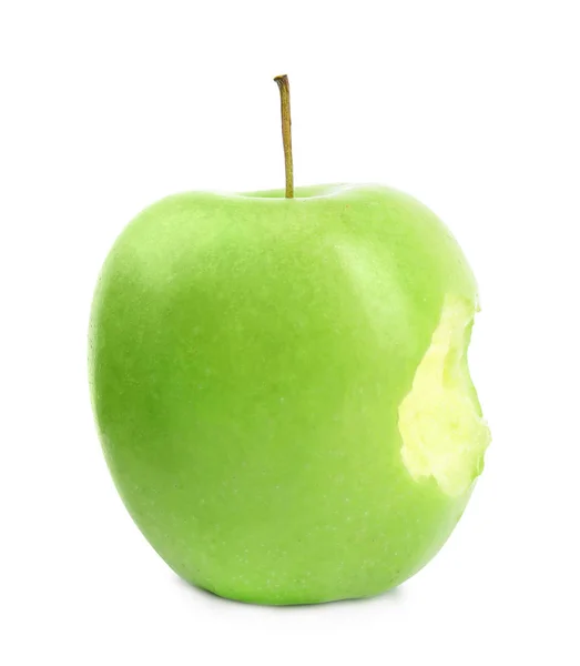 Φρέσκο ώριμο πράσινο μήλο με σημάδι δαγκώματος σε λευκό φόντο — Φωτογραφία Αρχείου