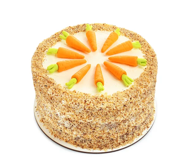 Вкусный натуральный морковный торт изолирован на белом — стоковое фото