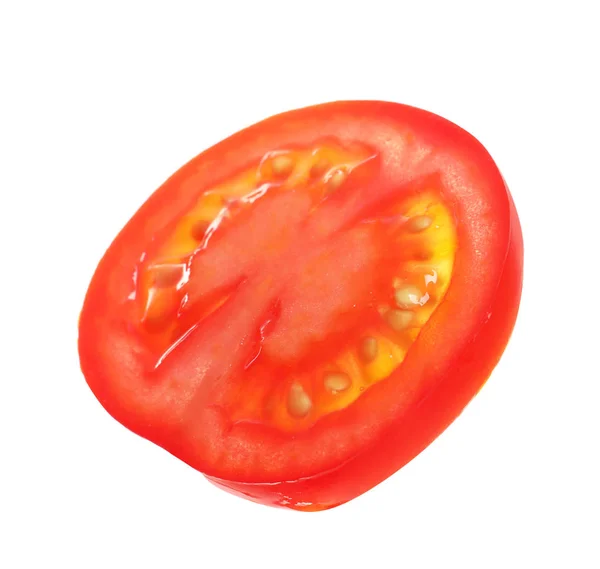 Шматочок свіжого вишневого помідора ізольовано на білому — стокове фото