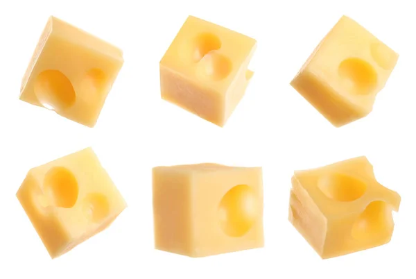 Uppsättning av läckra ostkuber på vit bakgrund — Stockfoto