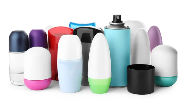 Conjunto de diferentes desodorizantes sobre fundo branco — Fotografia de Stock