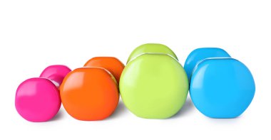 Beyaz arka planda renk dambıl. Ev fitness