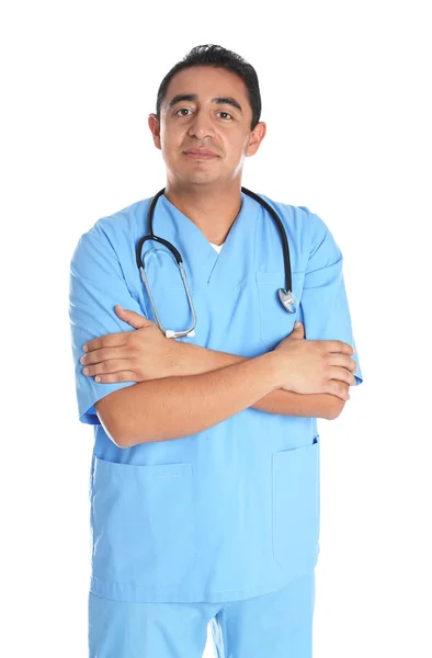 Porträtt av manlig spansktalande läkare isolerad på vitt. Medicinsk personal — Stockfoto