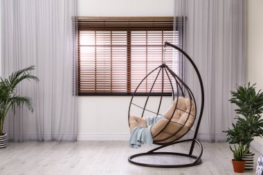 Oda iç yastık ile rahat salıncak sandalye