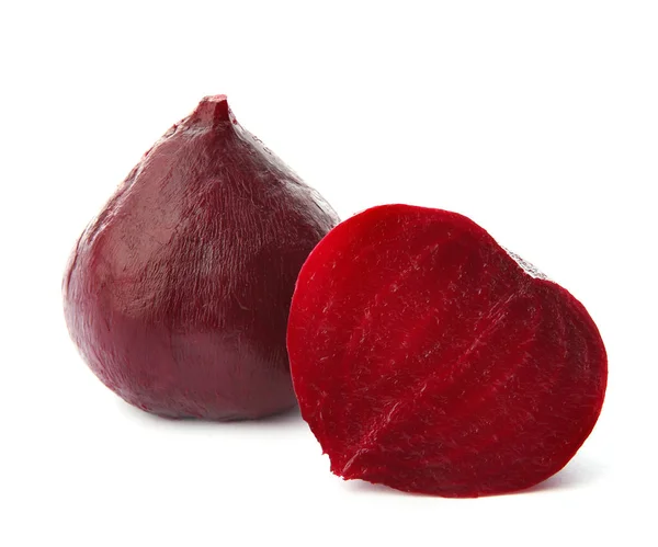 Whole and cut boiled red beets on white background — Stock Photo, Image