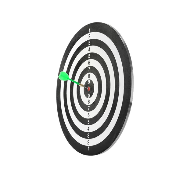 Flecha verde golpeando objetivo en tablero de dardos contra fondo blanco —  Fotos de Stock