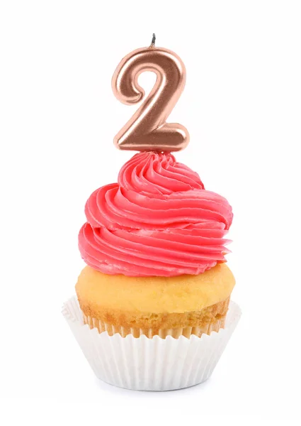 흰색 배경에 번호 두 개의 촛불과 생일 컵 케이크 — 스톡 사진