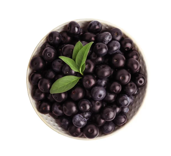 Ceramic plate with fresh acai berries on white background, top view — Stock Photo, Image