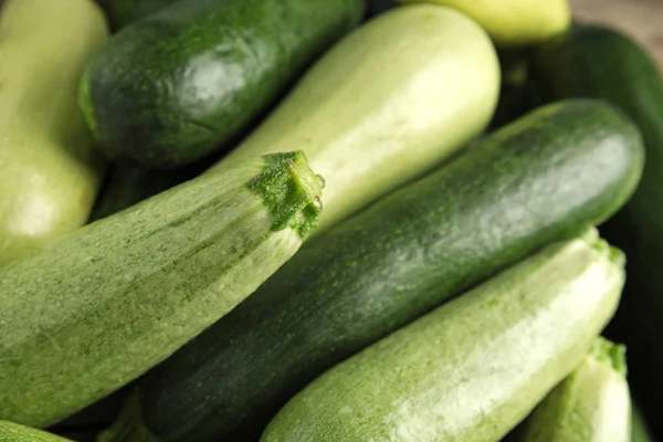 Top view of fresh ripe zucchini as background, closeup — Stock Photo, Image