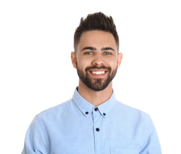 Retrato de un hombre guapo sonriente aislado en blanco — Foto de Stock