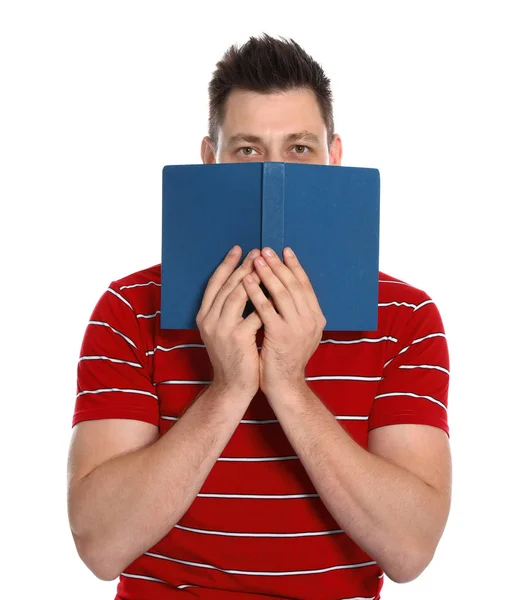 Hombre guapo con libro sobre fondo blanco. Tiempo de lectura — Foto de Stock
