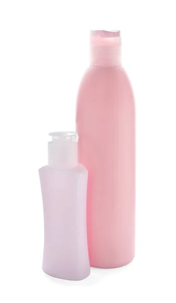 Flaschen mit Kosmetikprodukten auf weißem Hintergrund. Design-Attrappe — Stockfoto