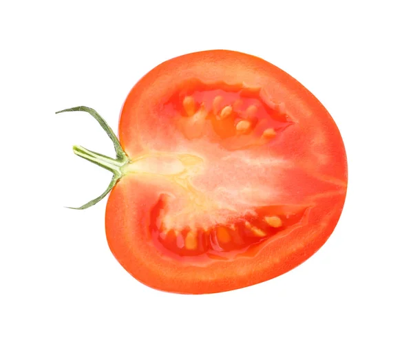 Mitad de tomate rojo maduro fresco sobre fondo blanco — Foto de Stock