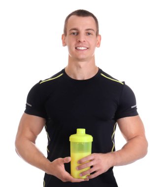 Beyaz arka planda protein sallamak ile Atletik genç adam