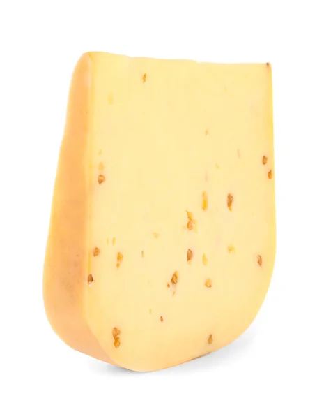 Kawałek smacznego sera z kozieradką na białym tle — Zdjęcie stockowe