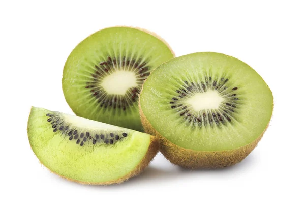 Bucăți de kiwi proaspăt pe fundal alb — Fotografie, imagine de stoc