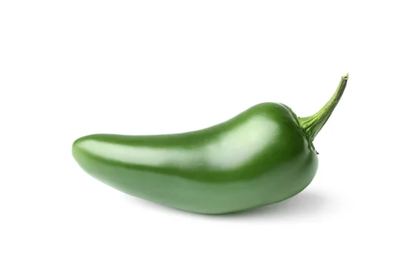 Mogen grön Hot Chili Pepper på vit bakgrund — Stockfoto