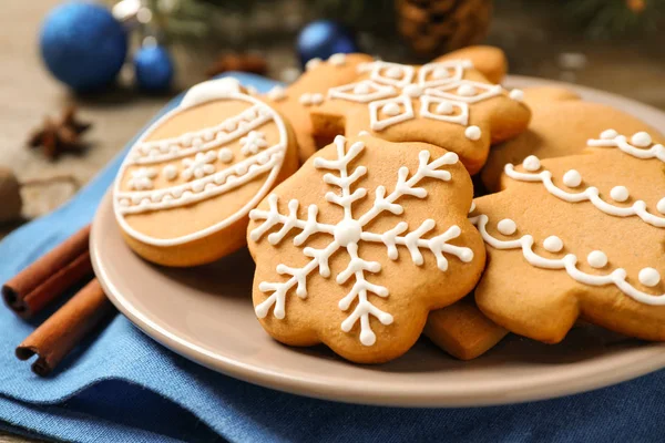 Tasty homemade Christmas cookies on table, closeup view — Stock Photo, Image