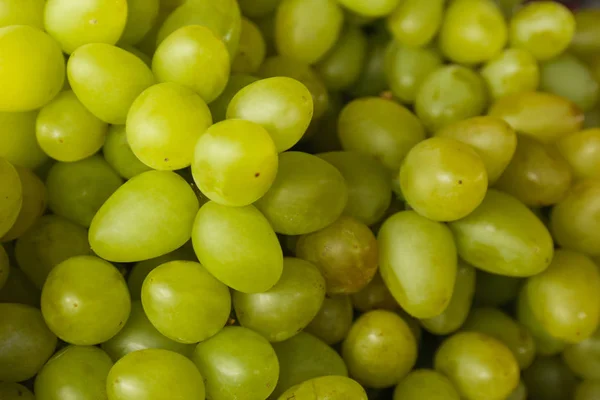 Fresh ripe juicy white grapes as background, closeup view — Stock Photo, Image