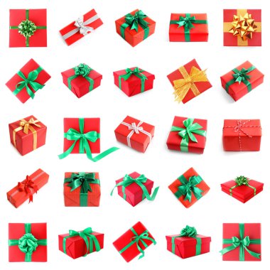 Beyaz arka planda farklı güzel Noel hediyeleri seti
