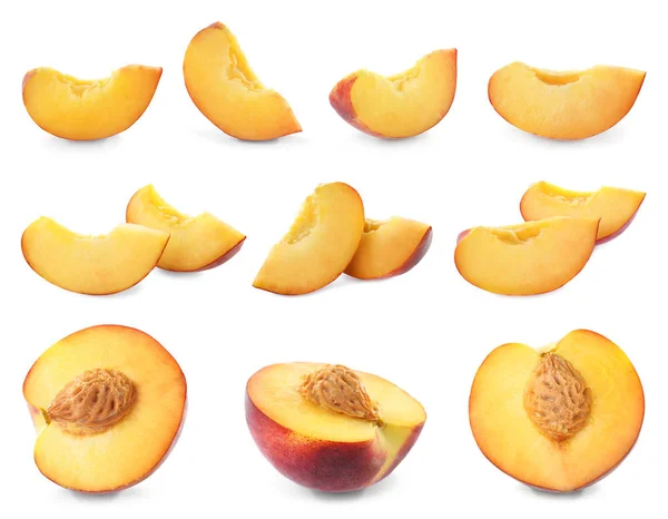 Set of cut fresh juicy peaches on white background — Stock Photo, Image