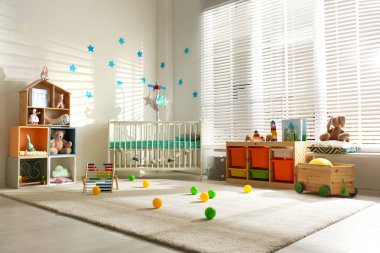 Rahat beşik ile rahat bebek odası iç