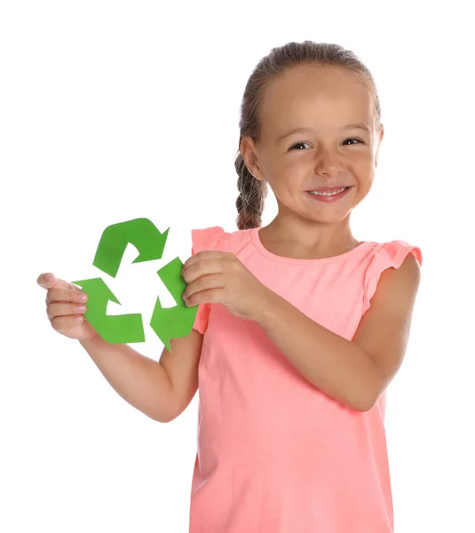 Menina com símbolo de reciclagem no fundo branco — Fotografia de Stock