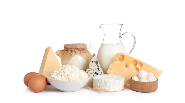 Conjunto de diferentes produtos lácteos isolados em branco — Fotografia de Stock