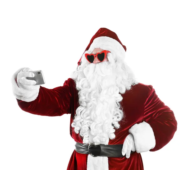 Auténtico Santa Claus tomando selfie sobre fondo blanco —  Fotos de Stock