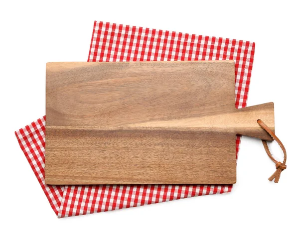 Bordo di legno vuoto e tovagliolo a quadretti isolato su bianco, vista dall'alto — Foto Stock