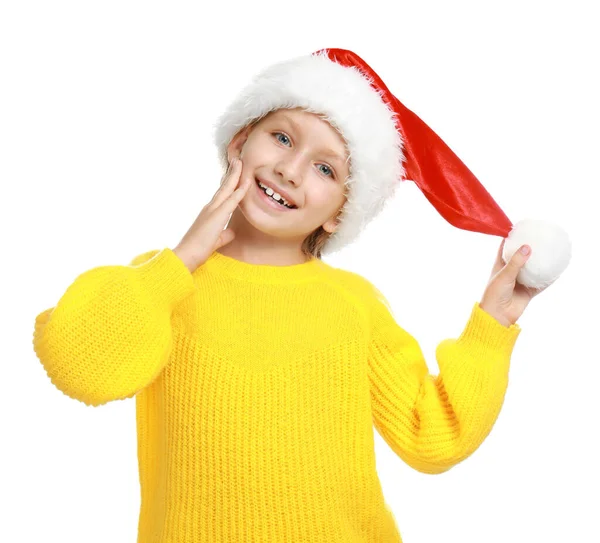 Щаслива маленька дитина в Санта-Каті на білому фоні. Свято Різдва — стокове фото