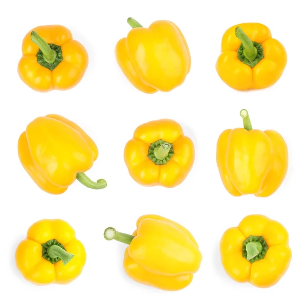 Conjunto de pimentas amarelas frescas no fundo branco, vista superior — Fotografia de Stock