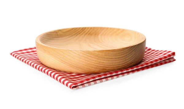 Prázdný dřevěný talíř a kostkovaný ubrousek izolovaný na bílém — Stock fotografie