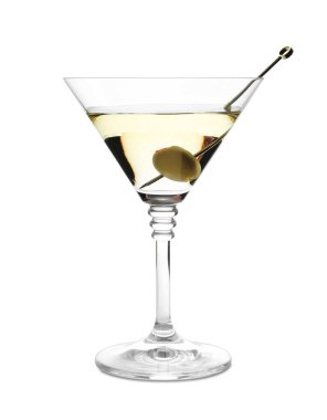 Beyaz arka planda zeytinli bir bardak sek martini.