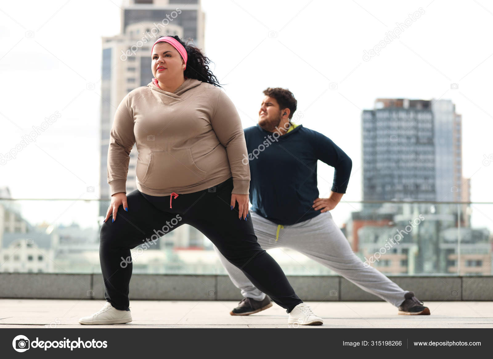 Pareja gorda fotos de stock, imágenes de Pareja gorda sin royalties | Depositphotos Pareja gorda fotos de stock, imágenes de Pareja gorda sin royalties | Depositphotos