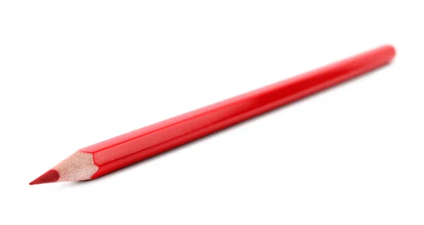 Lápiz rojo de madera sobre fondo blanco. Papelería escolar —  Fotos de Stock
