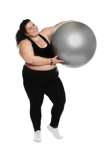 Nadváha žena s fit míč na bílém pozadí — Stock fotografie