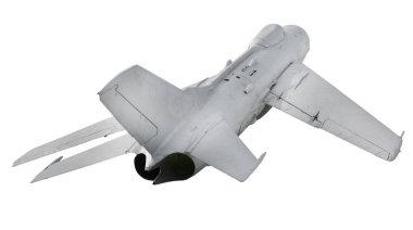 MiG-17 avcı uçağı beyazda izole edildi. Askeri makineler.