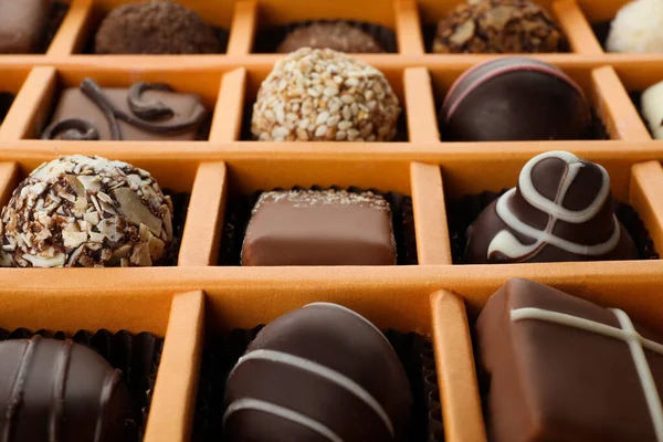 Doboz Különböző Csokoládé Cukorka Mint Háttér Közelkép — Stock Fotó