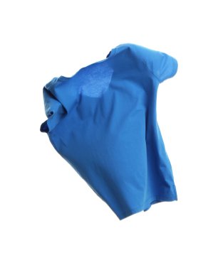 Beyazda mavi tişört. Şık kıyafetler.