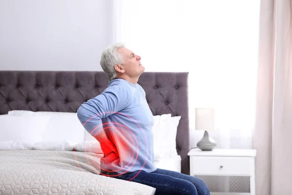 Senior Man Suffering Back Pain Sleeping Uncomfortable Mattress Home — Stock Photo, Image