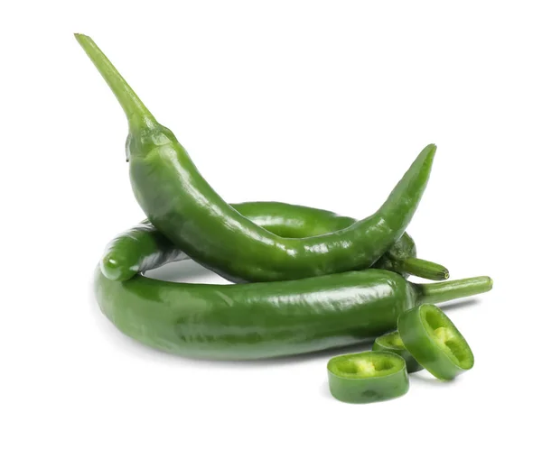 Snijd Hele Groene Hete Chili Paprika Witte Achtergrond — Stockfoto