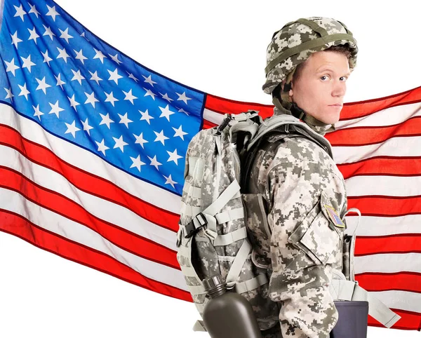 Männlicher Soldat Und Amerikanische Flagge Auf Weißem Hintergrund Wehrdienst — Stockfoto